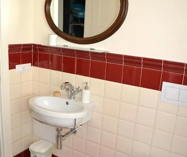 Apartment Lovely, Brand-new Flat In San Pietro Rom